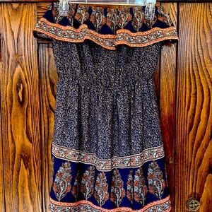 Women’s “Band of Gypsies” Halter Style Top. Size Small